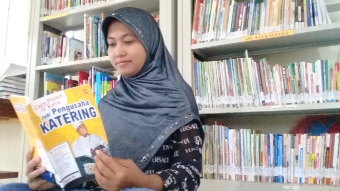 Berkat Perpustakaan Desa Dasun, Ibu Muda Ini Tambah Penghasilan Keluarga